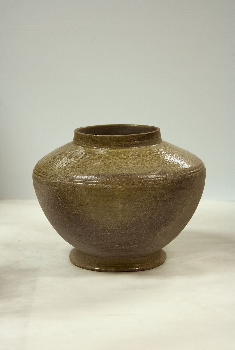 Jar, Stoneware with natural ash glaze (Sue ware), Japan