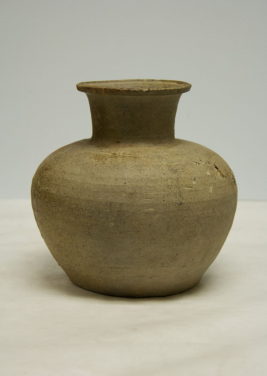 Jar, Stoneware with natural ash glaze, Japan 