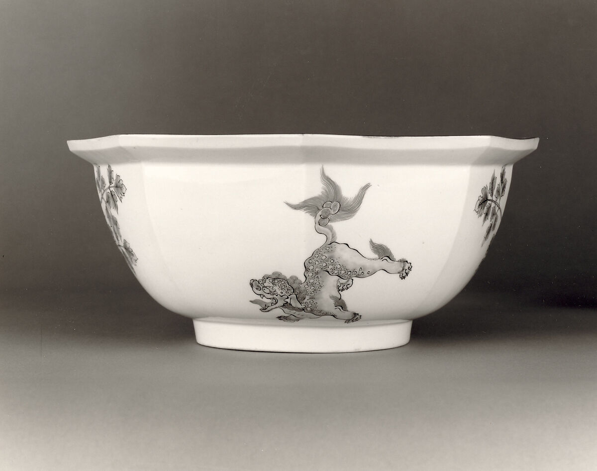 Octagonal Bowl with Design of Peonies, Porcelain with overglaze enamels (Hizen ware, Arita region, Kakiemon style), Japan
