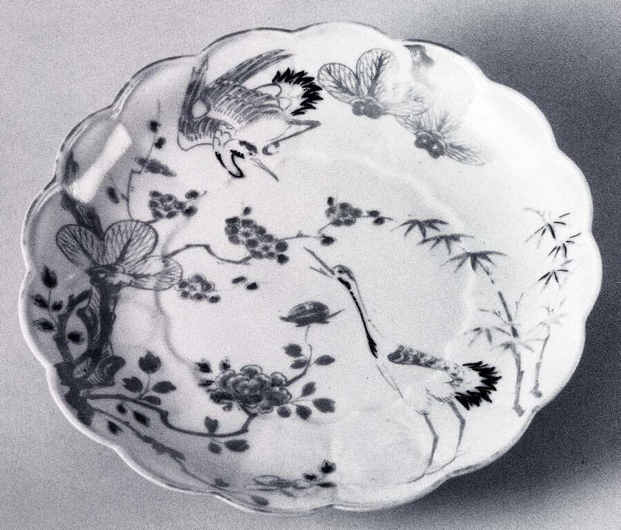 Lobed Dish with Molded Chrysanthemum Design and Decoration of Crane, Bamboo, Plum and Pine, Porcelain with overglaze enamels (Arita ware, Ko Imari type), Japan 