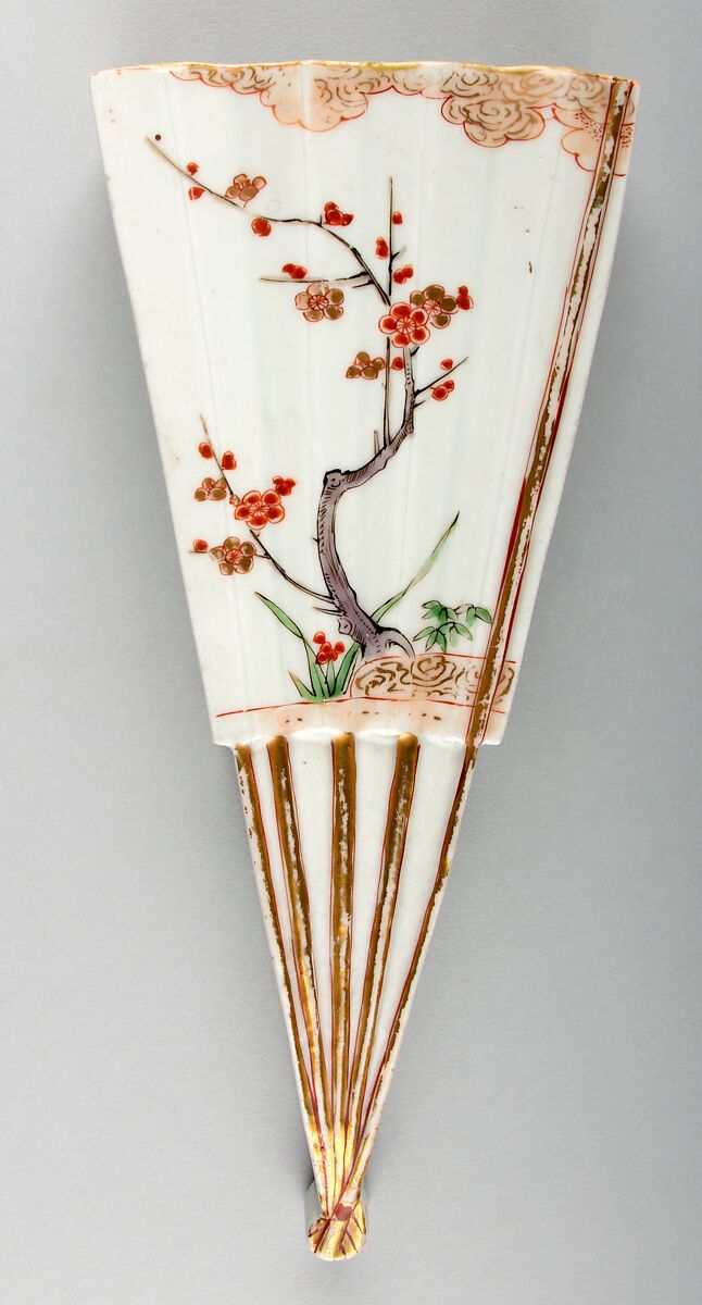 One of a Pair of Fan-Shaped Hanging Wall Vases, Porcelain with overglaze enamels and gold (Hizen ware, Ko Imari type), Japan 