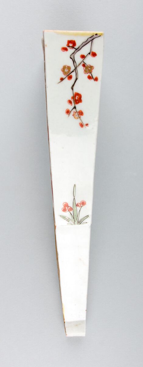 One of a Pair of Fan-Shaped Hanging Wall Vases, Porcelain with overglaze enamels and gold (Hizen ware, Ko Imari type), Japan