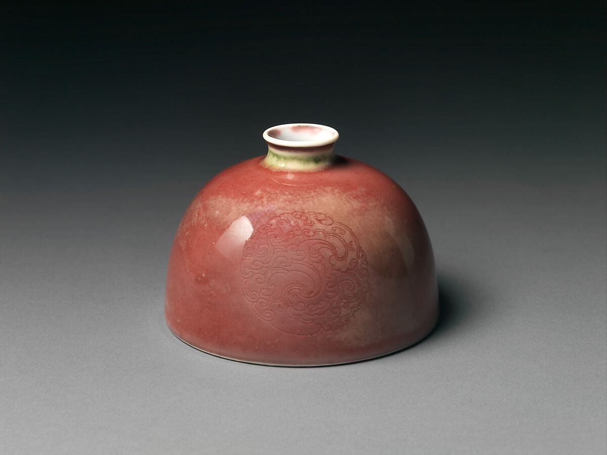 Water Coupe, Porcelain with peachbloom glazes (Jingdezhen ware), China 