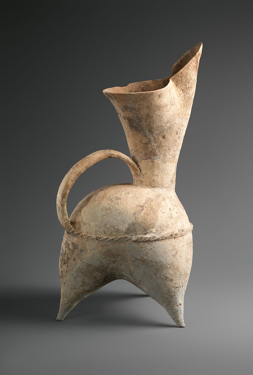 Tripod Vessel (Gui), Earthenware, China