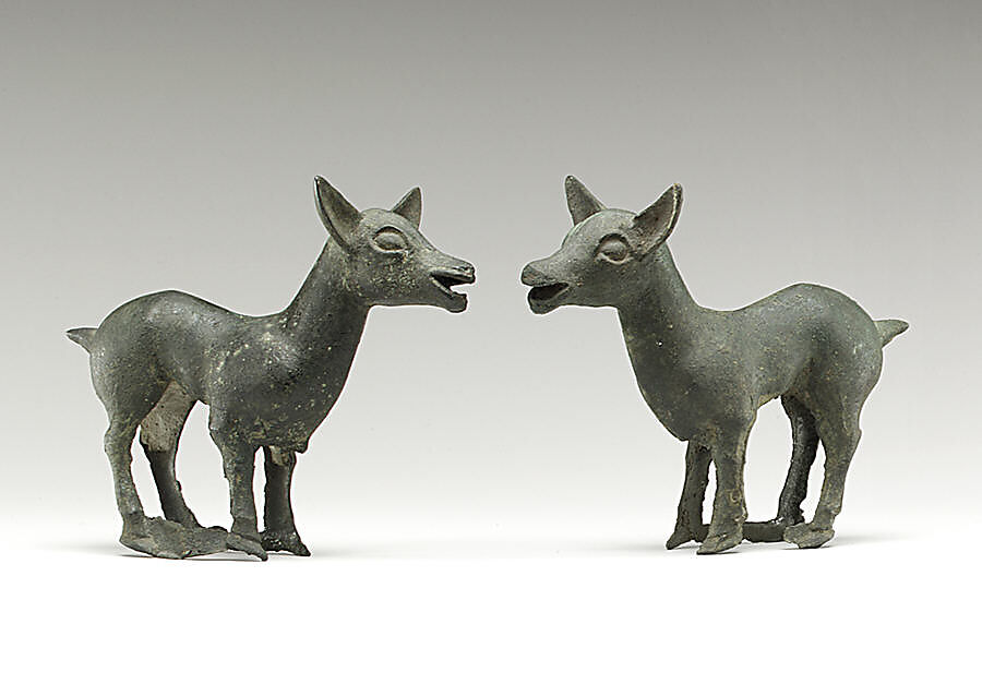 Chariot Yoke Ornament in the Shape of a Doe, Bronze, North China