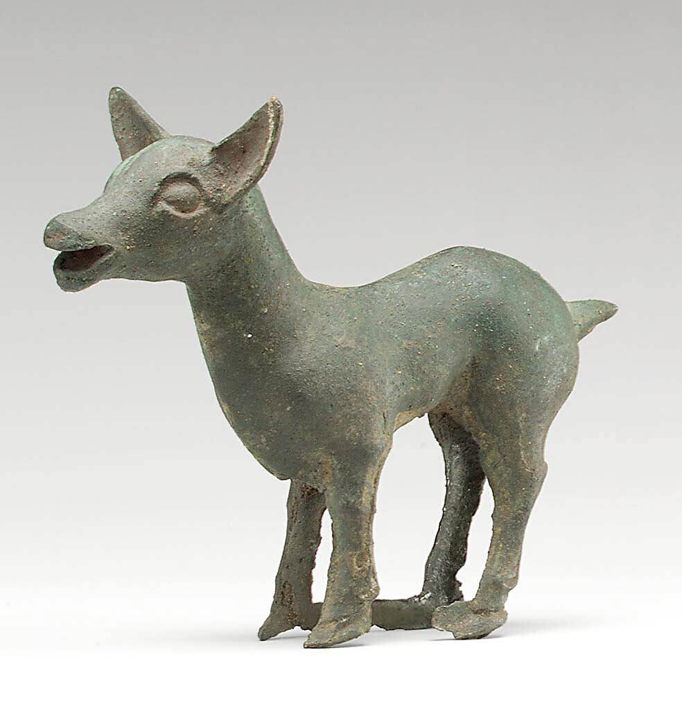 Chariot Yoke Ornament in the Shape of a Doe, Bronze, North China 