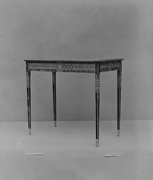 Table, Clark Jones (American), Tulip, violet wood, holly, ebony, brass, American 