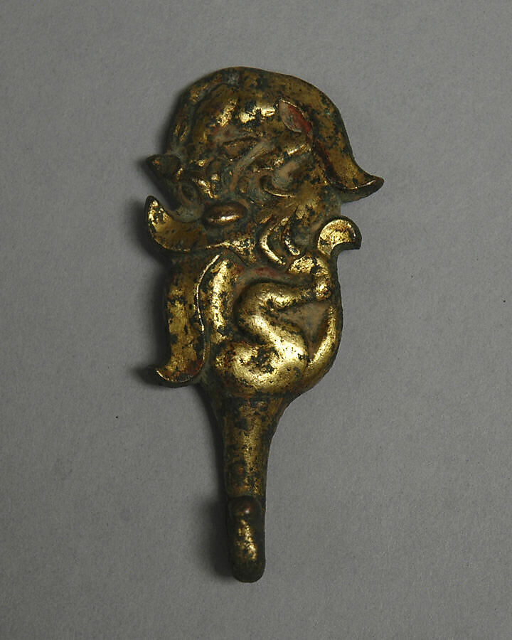 Belt hook, Gilt bronze, China 