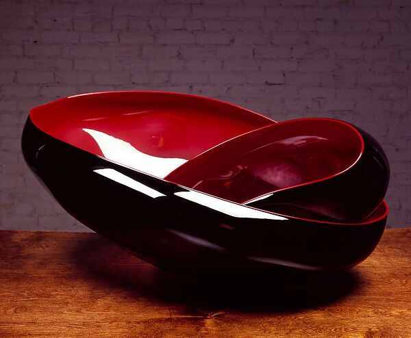Black Basket Set with Carmine Lip Wraps