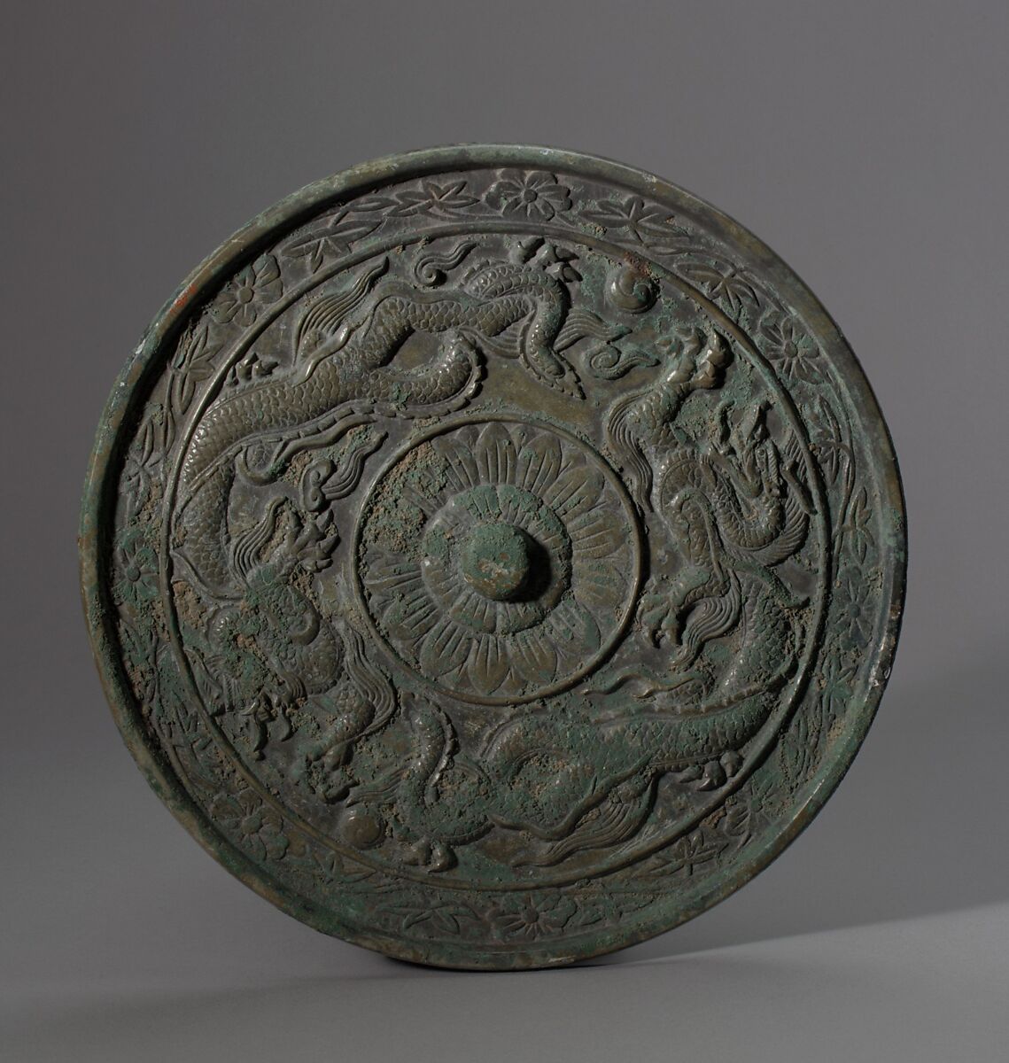 Mirror decorated with dragons, Bronze, Korea 