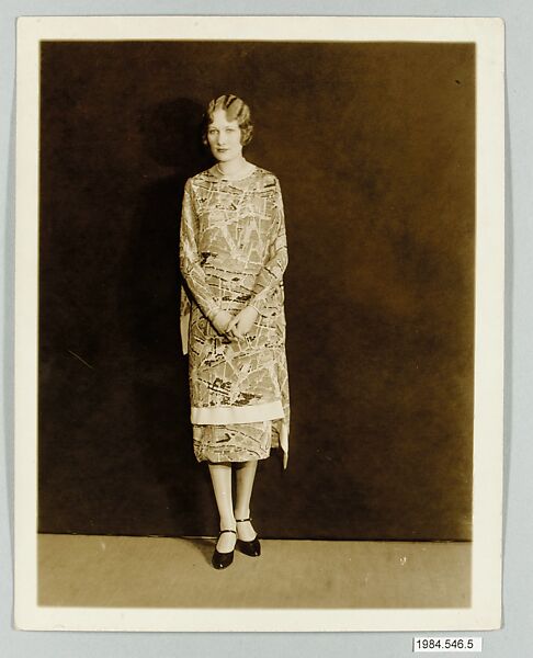 8 x 10 inch black and white photograph of model wearing dress made from Stehli Silks Americana Print collection., Kadel &amp; Herbert Commercial Department (American), Photograph 