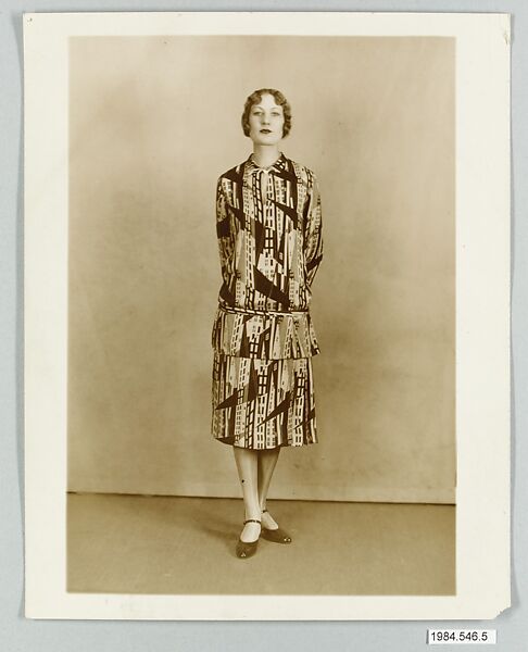 8 x 10 inch black and white photograph of models wearing dress made from Stehli Silks Americana Print collection., Kadel &amp; Herbert Commercial Department (American), Photograph 
