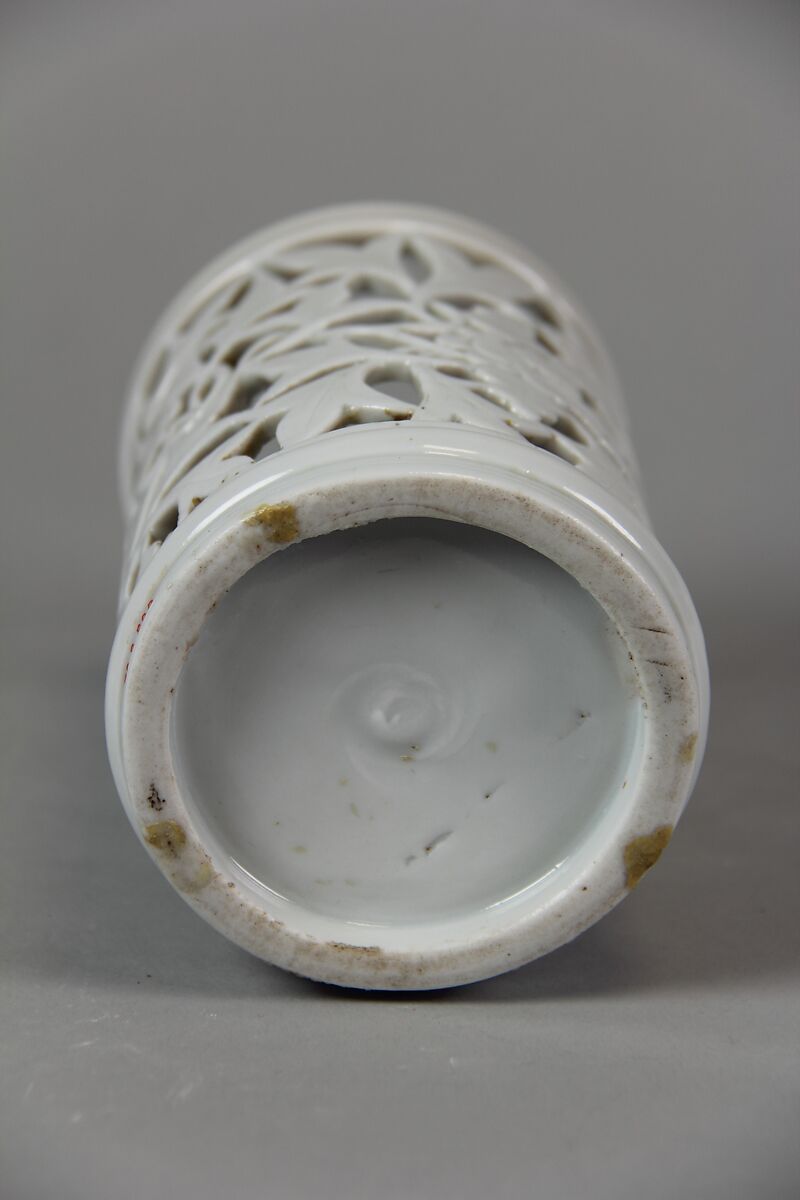 Brushpot, Porcelain with low-relief decoration under clear glaze, Dehua ware (blanc de chine), China