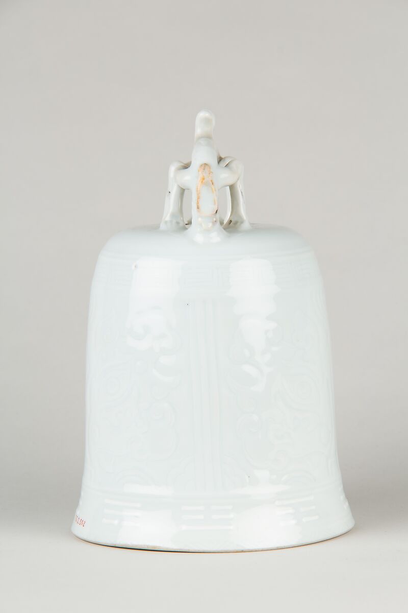 Bell, Porcelain with low-relief decoration under clear glaze.  Dehua ware (blanc de chine), China