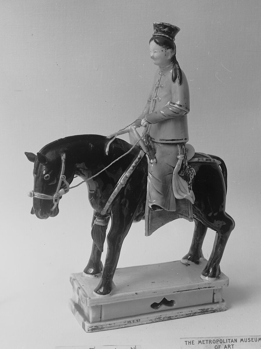 Figure of Lady on Horseback, Porcelain with colored glazes, China 