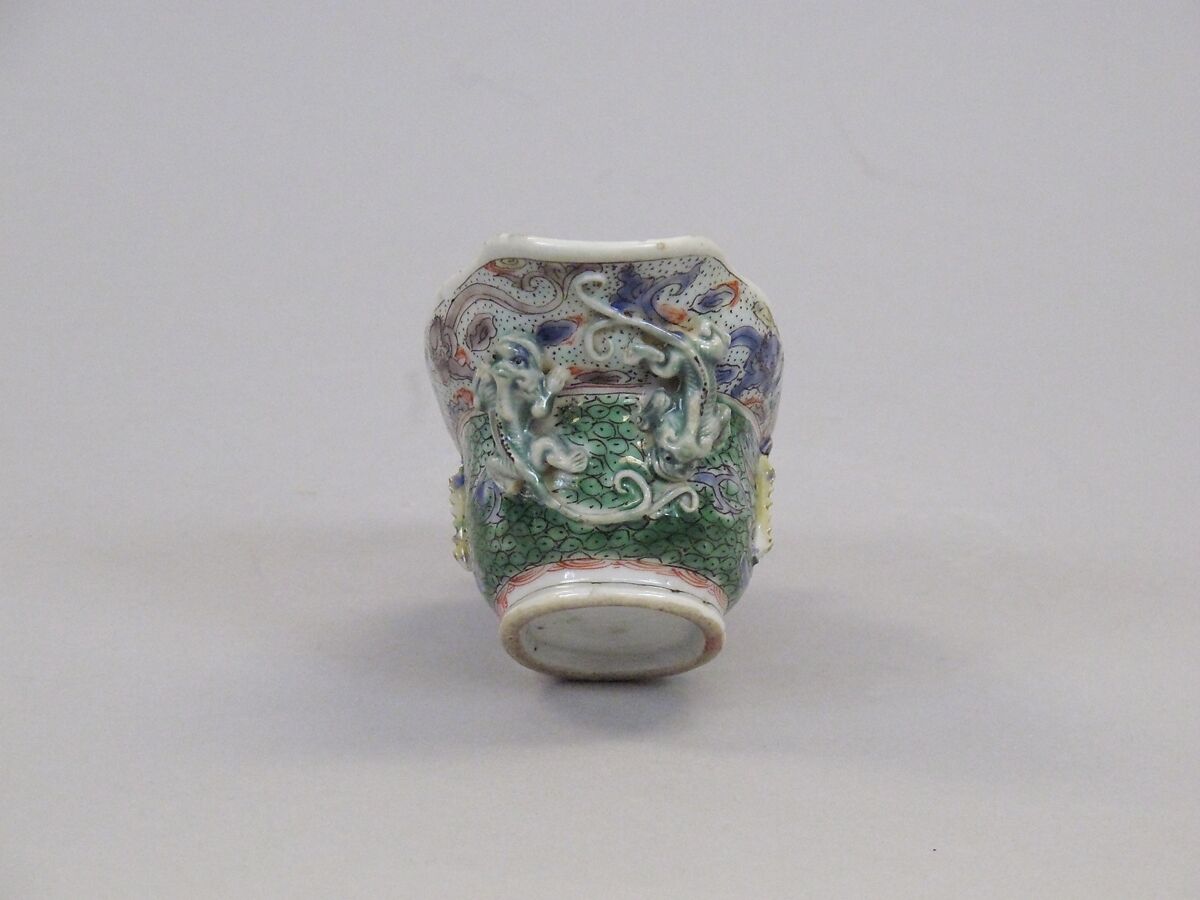 Sacrificial Cup, Porcelain painted in overglaze polychrome enamels, China