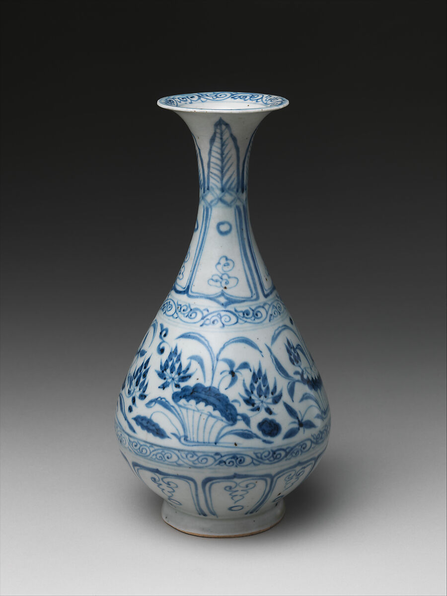 Flask with Lotus Pond, Porcelain painted with cobalt blue under transparent glaze (Jingdezhen ware), China