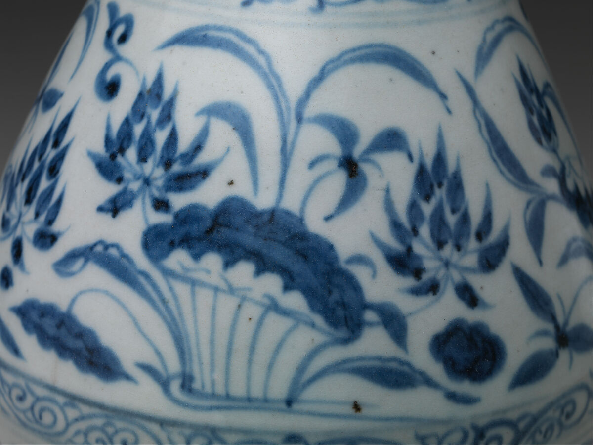 Flask with Lotus Pond, Porcelain painted with cobalt blue under transparent glaze (Jingdezhen ware), China