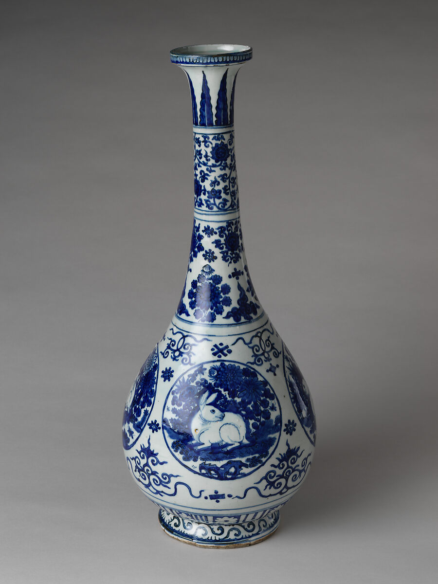 Vase with rabbits, Porcelain painted in underglaze cobalt blue (Jingdezhen ware), China