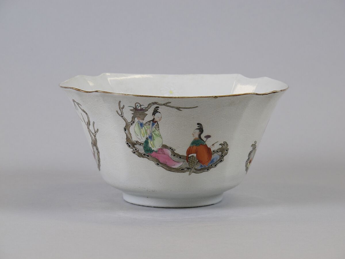 Bowl, Porcelain painted in overglaze enamels, with engraved decoration, China 