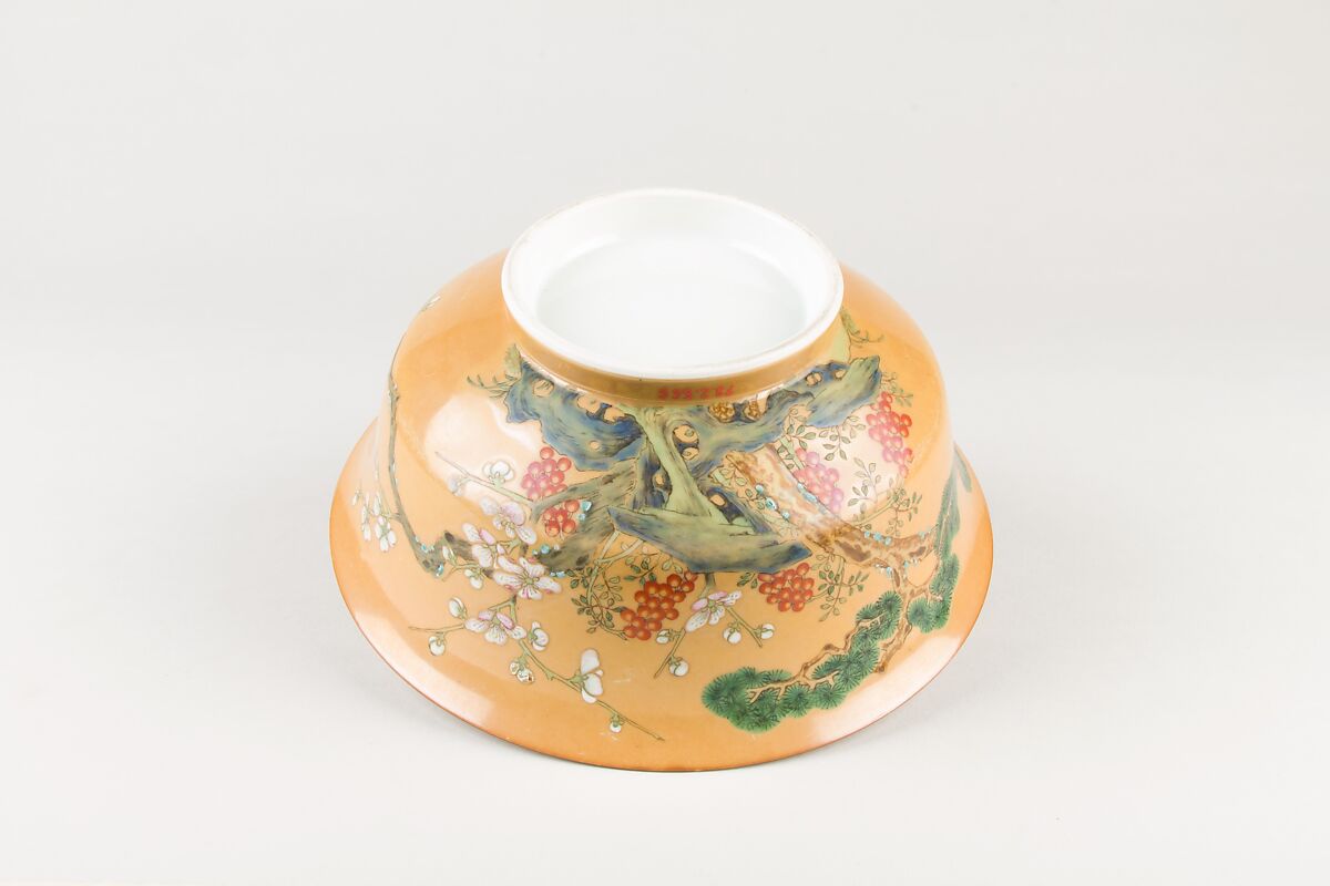 Bowl with flowers, Porcelain painted in polychrome enamels over café-au-lait glaze (Jingdezhen ware), China