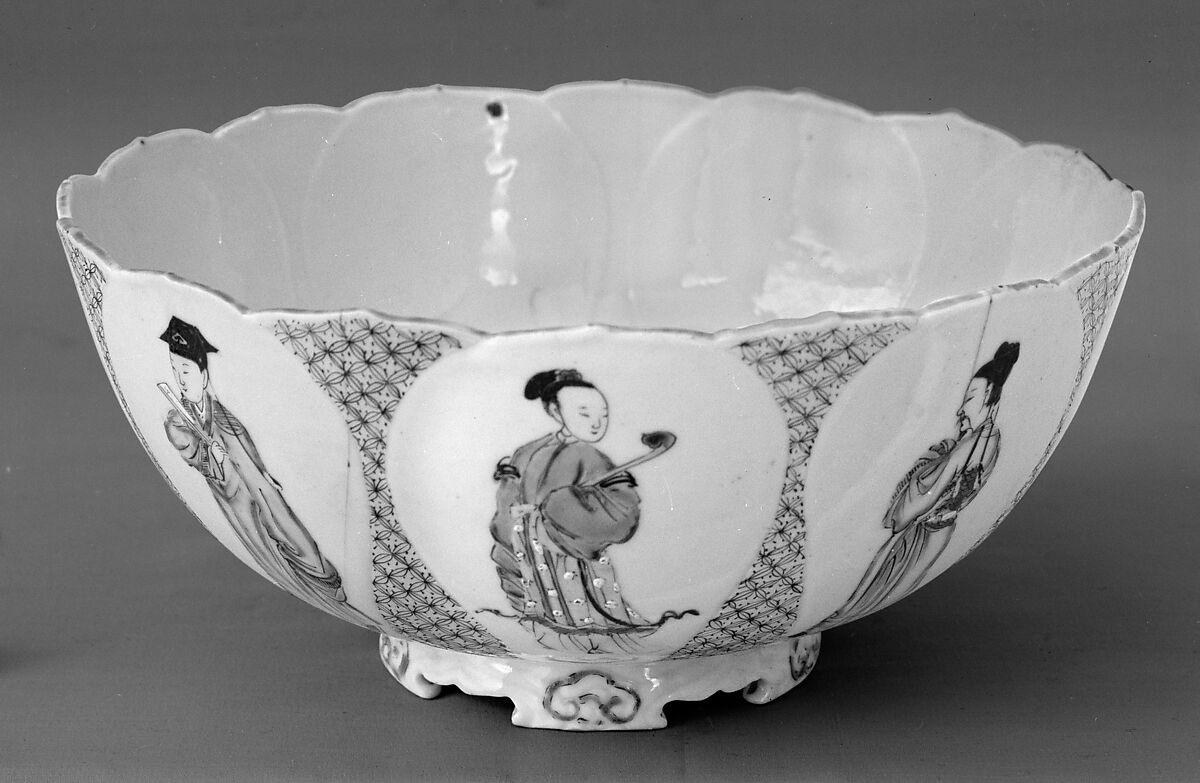 Bowl, Porcelain painted in overglaze polychrome enamels, China 