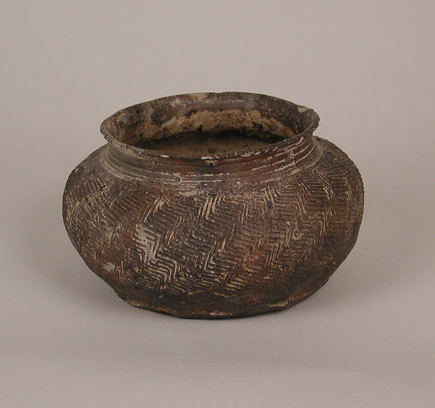 Jar (Guan), Stoneware with impressed decoration, China