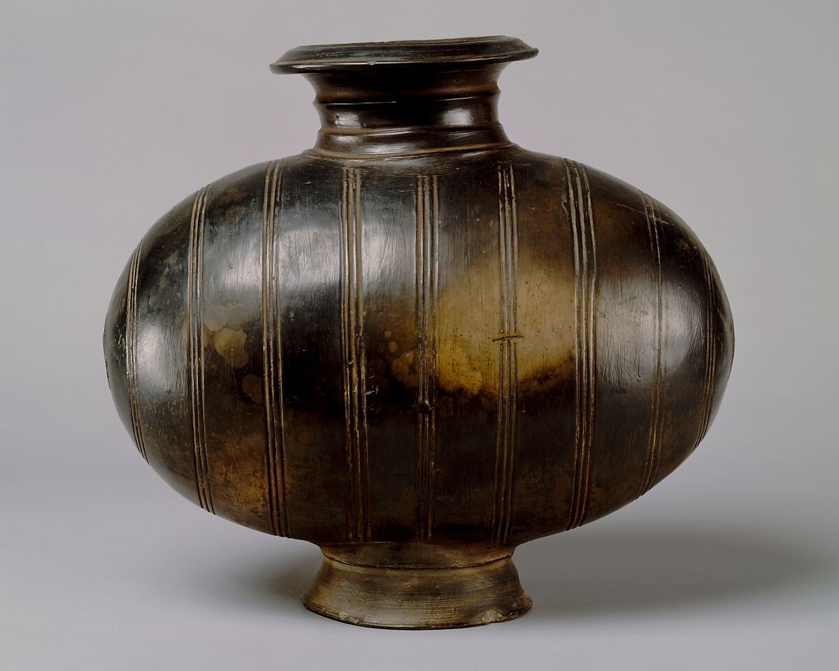 Cocoon-Shaped Vessel, Earthenware with incised decoration and burnishing, China 