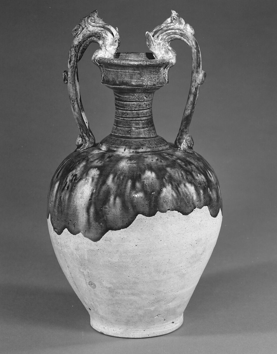 Amphora with dragon-shaped handles, Earthenware with three-color (sancai) glaze, China 