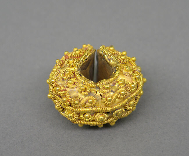Ear Ornament with Filigree and Granulate Designs, Gold, Indonesia (Java) 