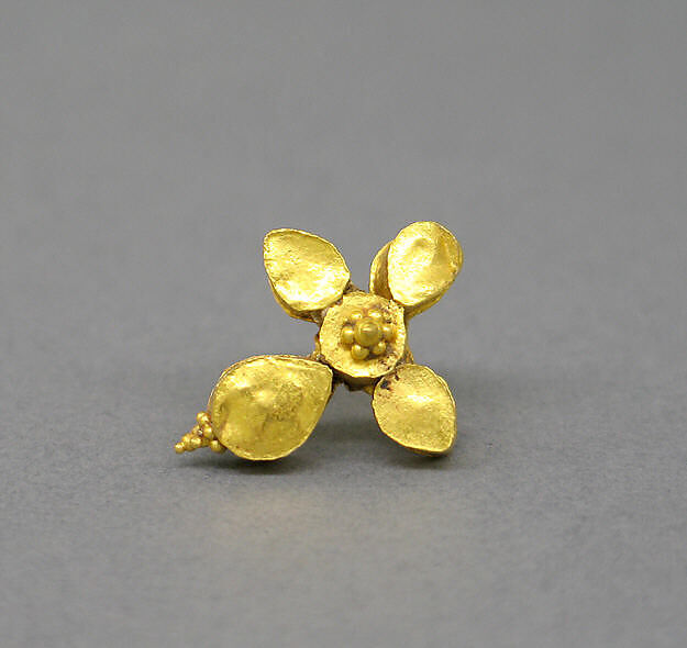 Pair of Ear clips in Quadrefoil Shape with Granulate Design, Gold, Indonesia (Java)