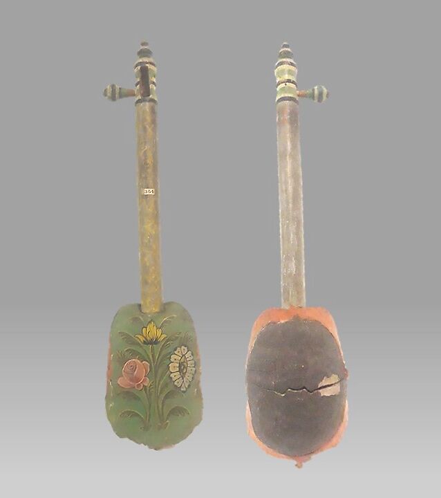 Guenbri, Tortoise shell and wood.  Floral design in white, yellow, and pink., Saudi Arabian