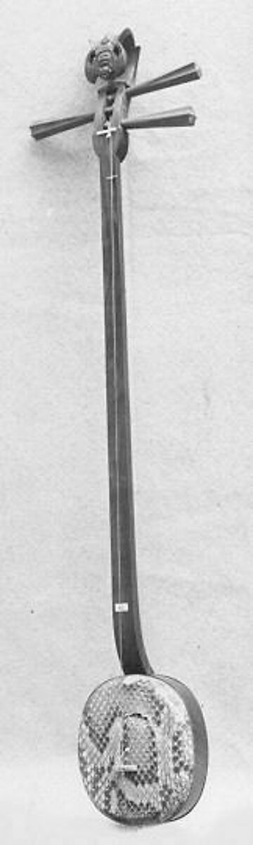 Sanxian (三弦 ), Rosewood, reptile skin, various materials., Chinese