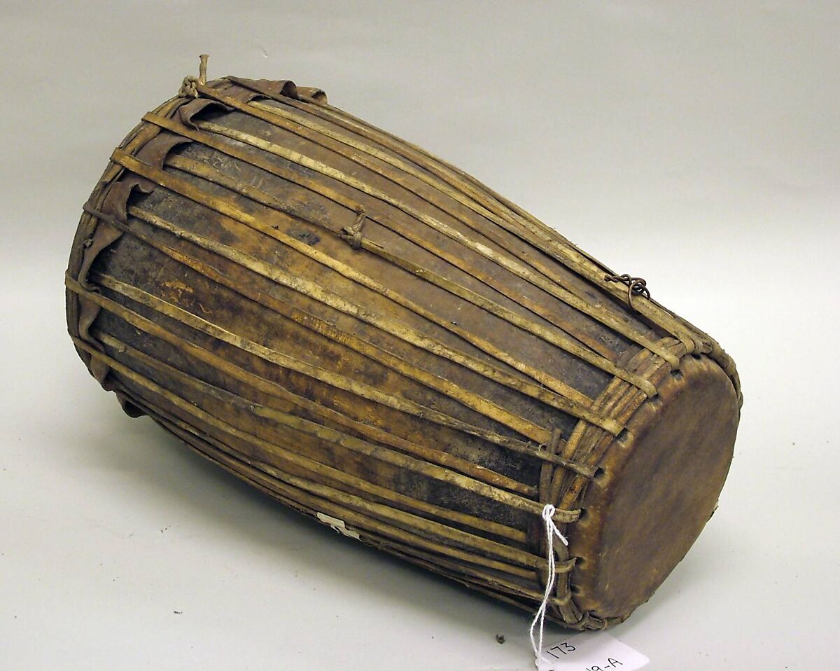 Dhola, Wood, skin, Indian