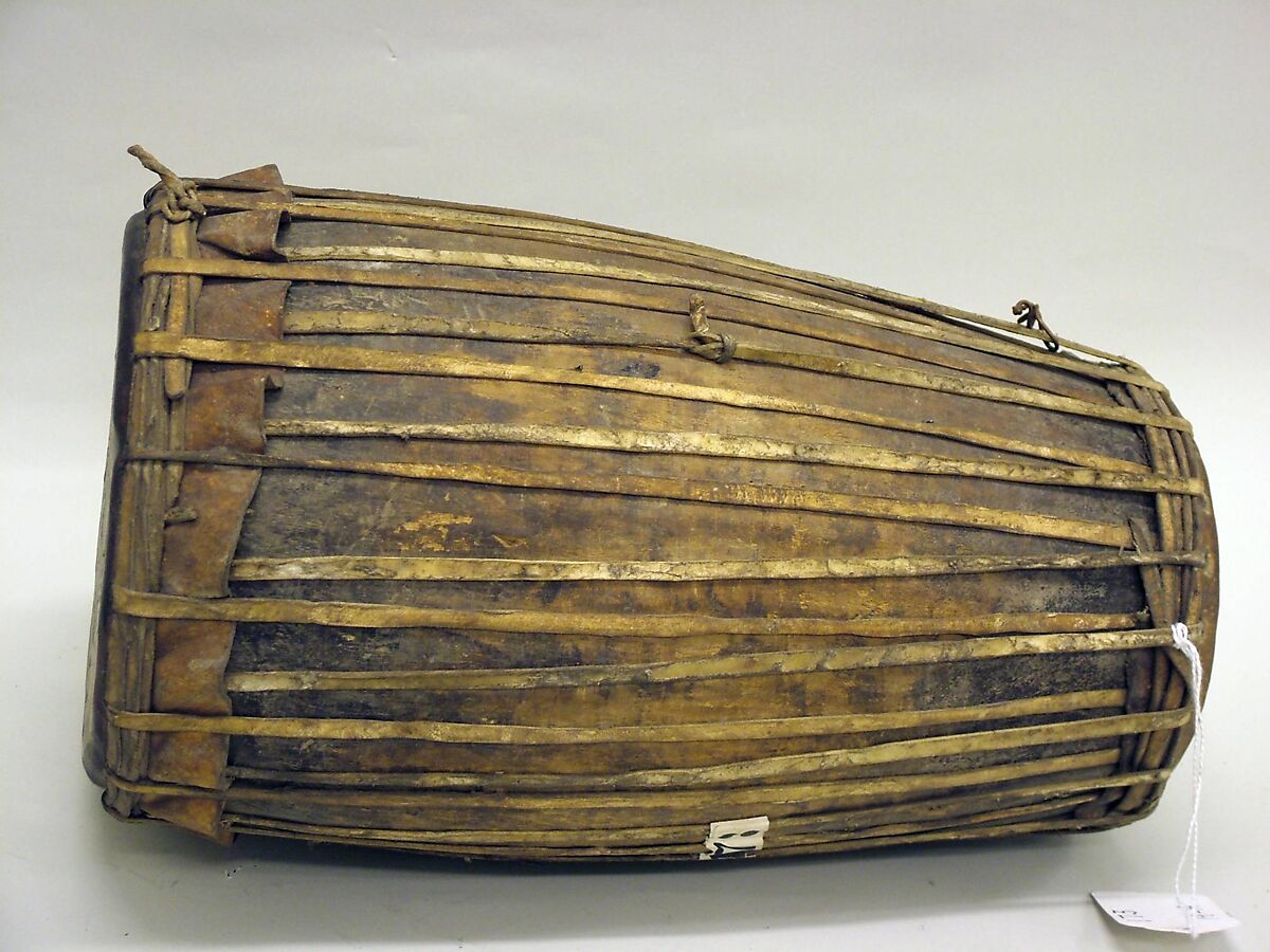 Dhola, Wood, skin, Indian