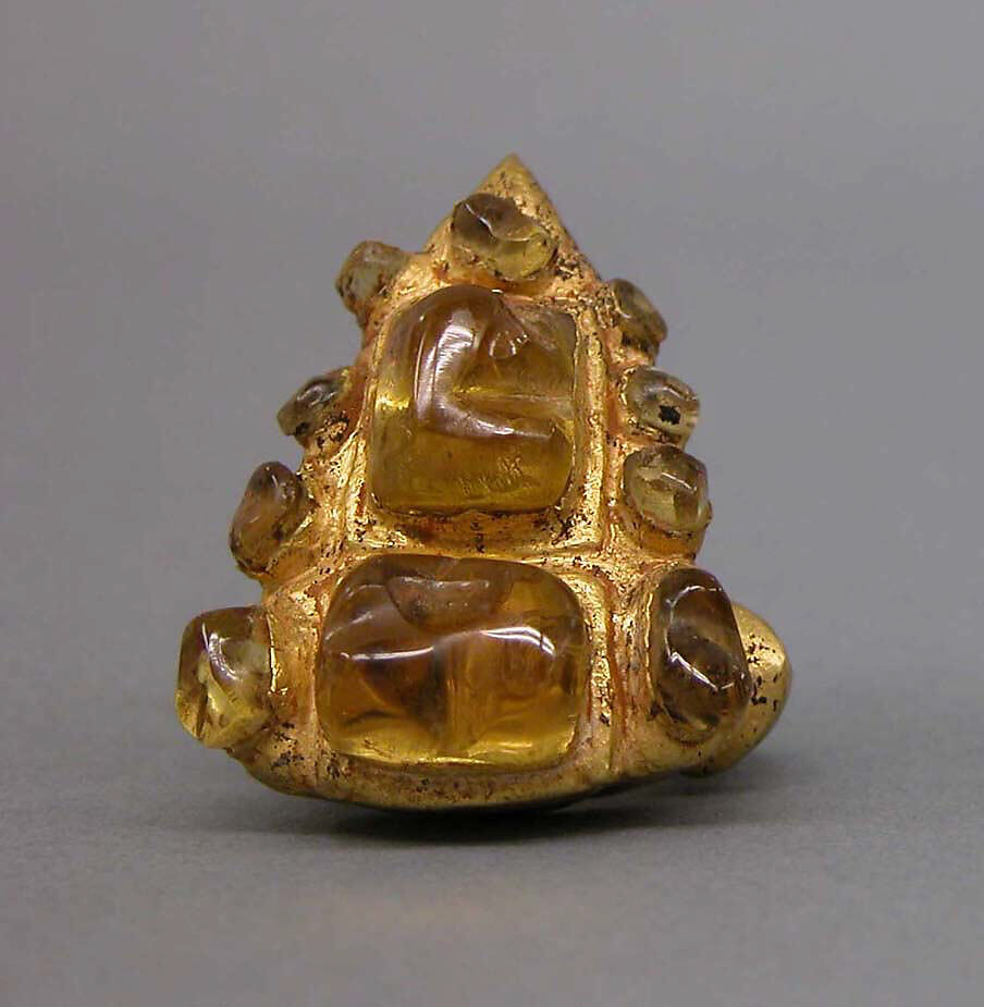 Pair of Ear Ornaments Inlaid with Stones, Gold with inlaid stones, Indonesia (Java)