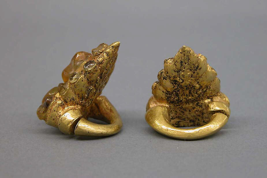 Pair of Ear Ornaments Inlaid with Stones, Gold with inlaid stones, Indonesia (Java)