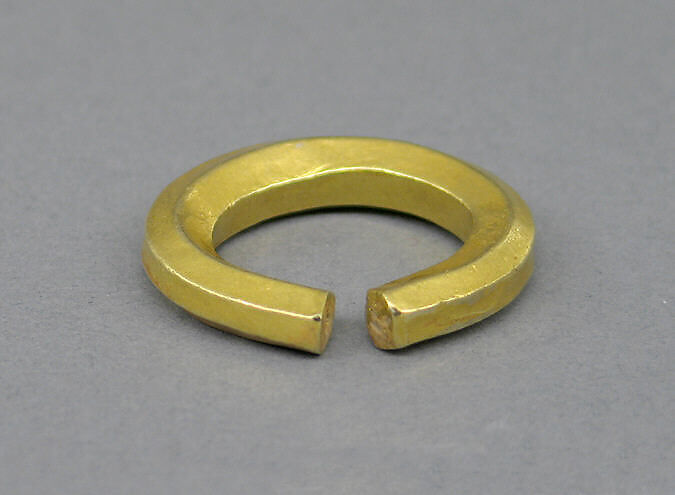 Oblong-Shaped Ear Ornament, Gold, Indonesia (Java) 