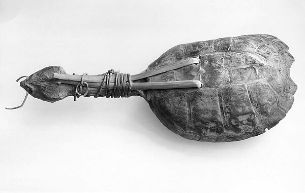 Kastáwēˀshæˀ (Ga-Nó-Wa Gustáh We Seh), Shell, cherry pits ?, wood, leather, Native American (Iroquois)