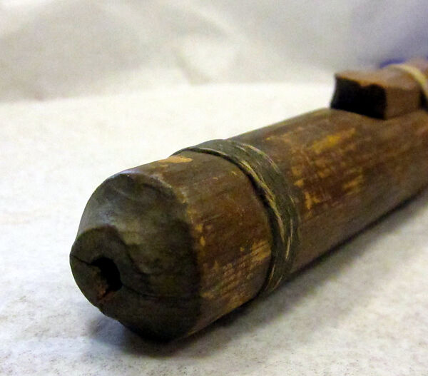 Ya-Ah-Gä-Dä-Wasta (flute), Wood, tin, Native American (Seneca, Tonawanda band)