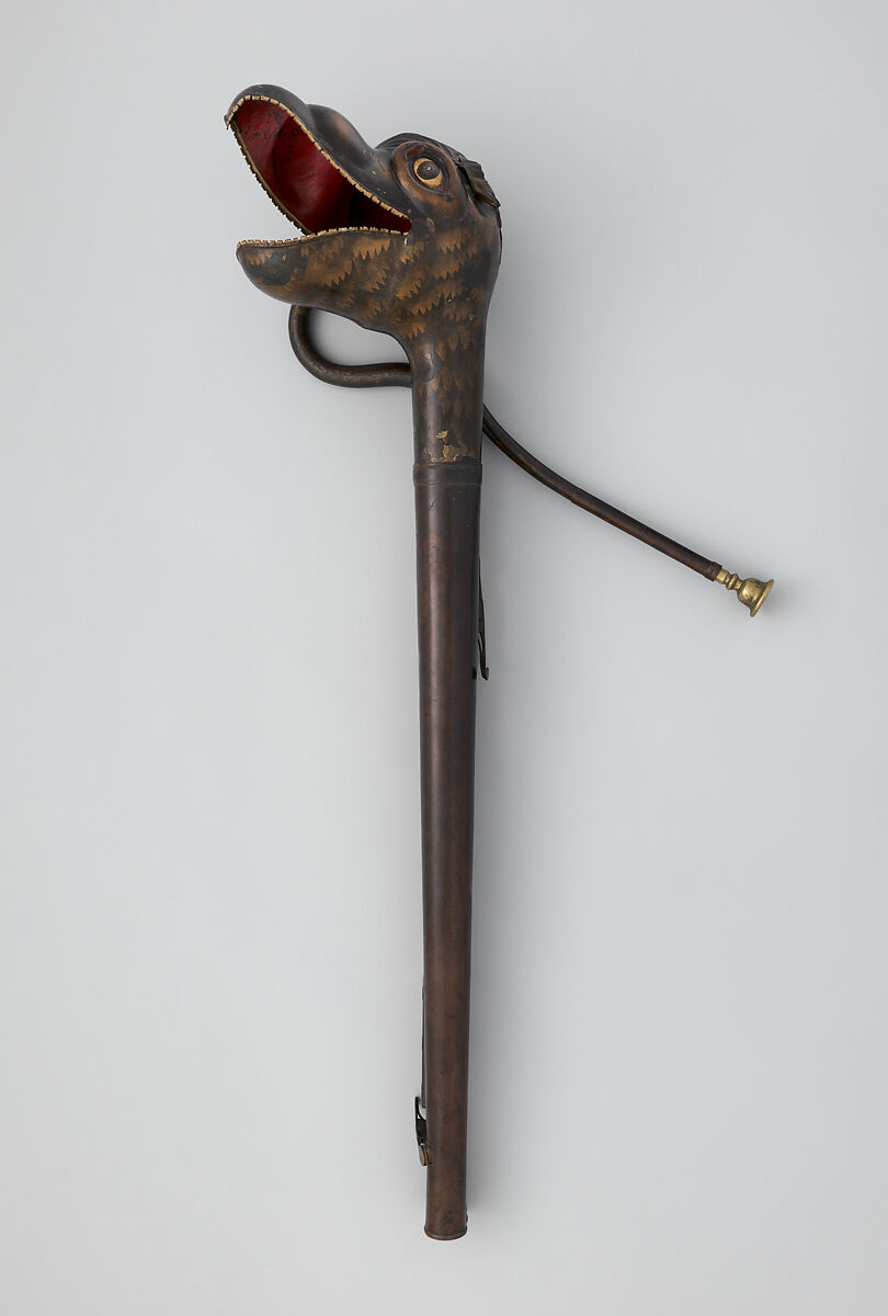 Upright Serpent in D, Brass, paint, Italian