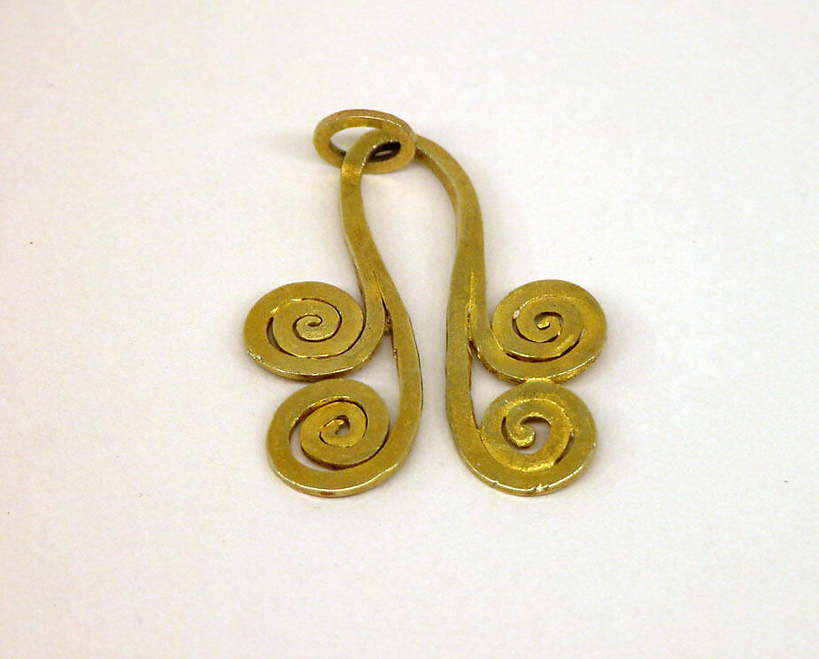 Pendant Composed of Two Sets of Volutes, Gold, Indonesia (Java) 