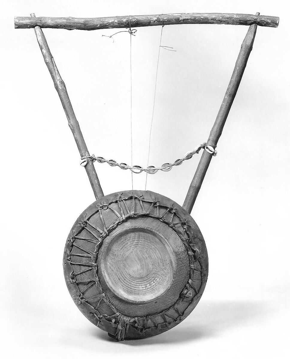 Kissar, Wood, skin, various materials, Nubian