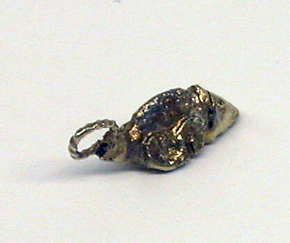 Pair of Small Pendants in Piscine Shape, Gold, Indonesia (Java)