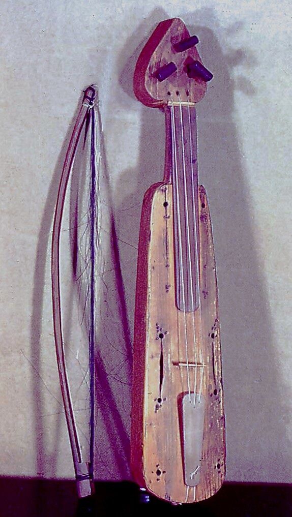 Fandïr, wood and various materials, Caucasian