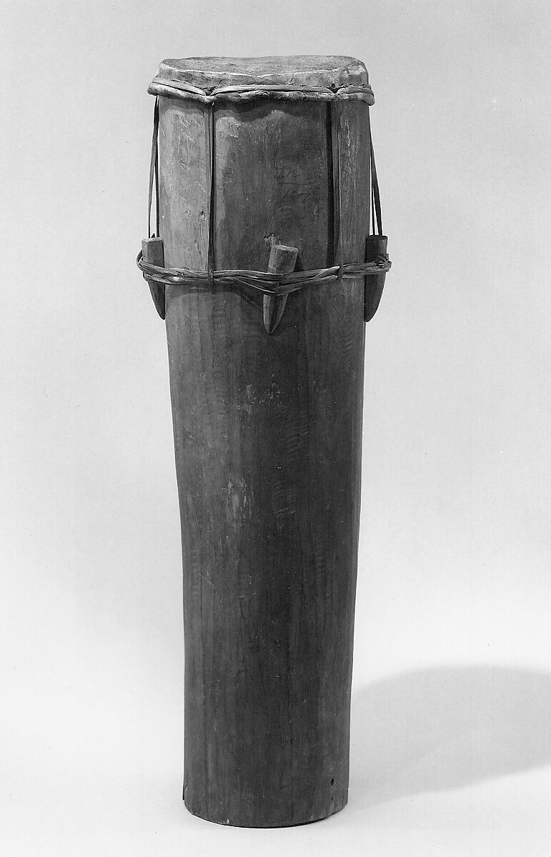 Drum, (?) Zulu people (South Africa), Wood, fiber, South African 