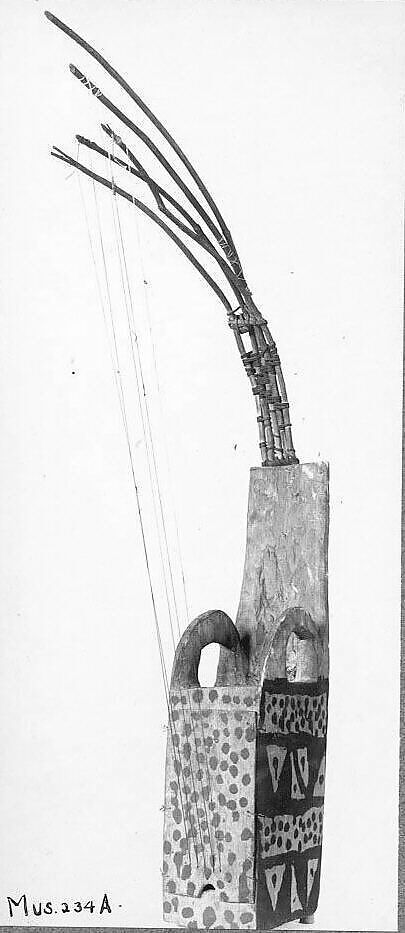 Angra Oowena, Wood, Baganda