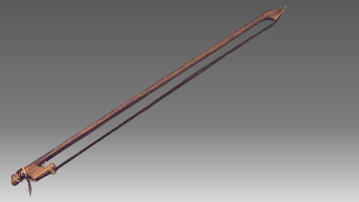 Raberi (folk violin), Wood (yellow pine), horse hair, Native American (Rarámuri / Tarahumara)