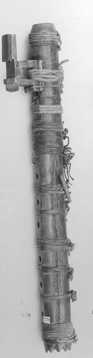 Pib-be-gwun or Siyontanka, Wood, skin, Native American (Chippewa or Ojibwa)