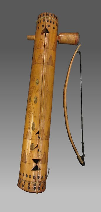 Tsii' Edo' Ai (Apache Fiddle), Geronimo (Goyaalé) (American Indian (Apache), 1829–1909), Wood, metal, gut, polychrome, Native American (Apache, Chiricahua ) 